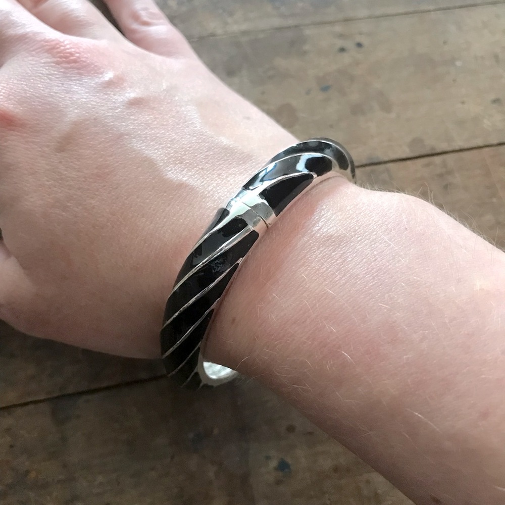 Black & silver striped bracelet